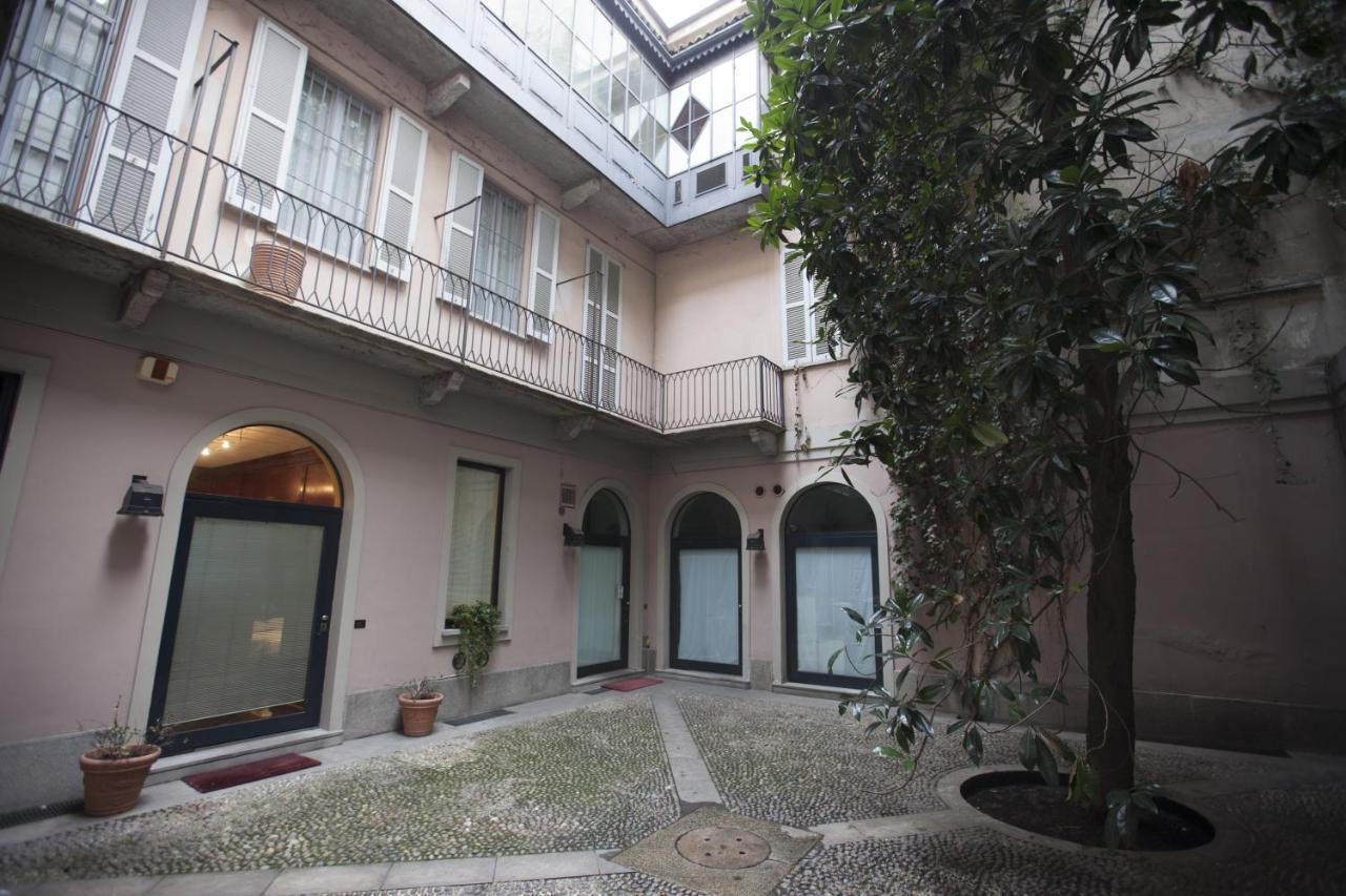 Dhomes - Apartments And Rooms Milan Exterior photo